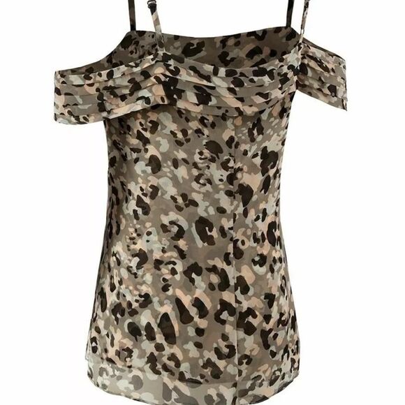 CAbi Style 5360 size small Tiered Camouflage Leopard Print Cold Shoulder Top - Picture 3 of 8